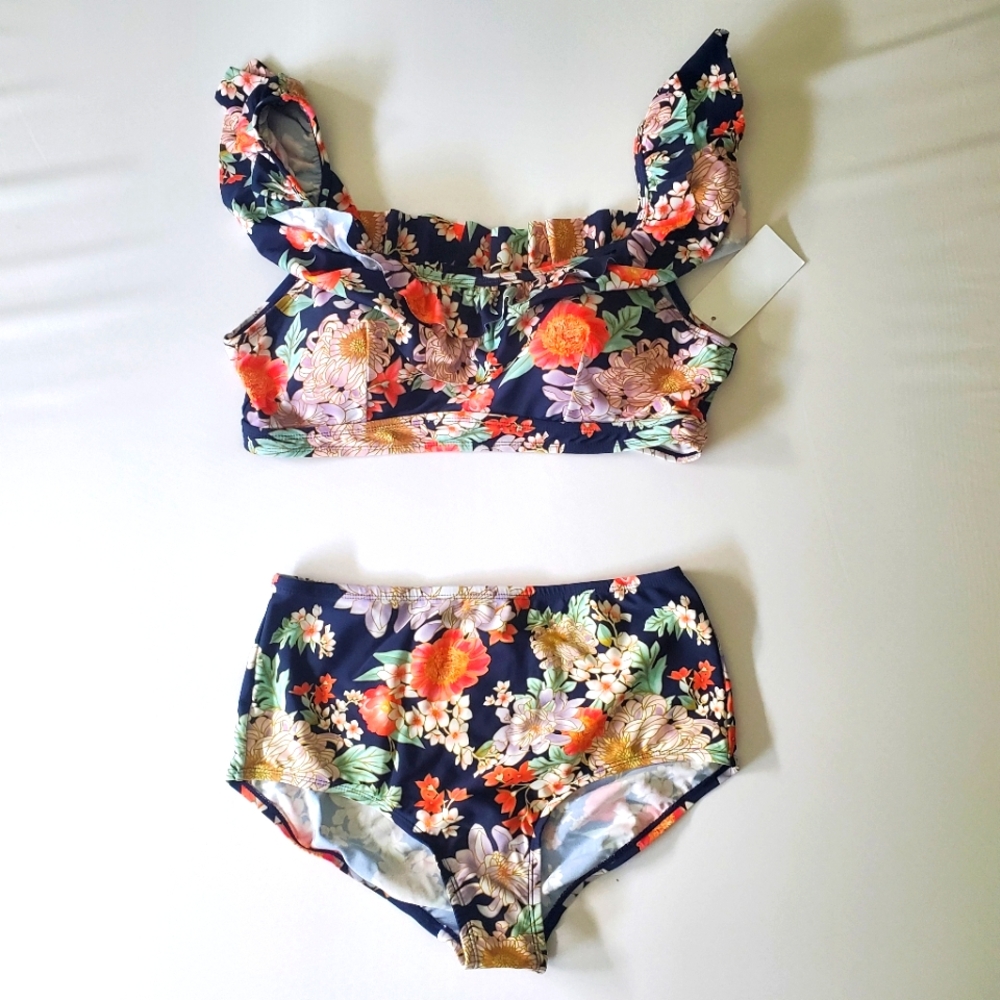 Meet Curve Bikini Set